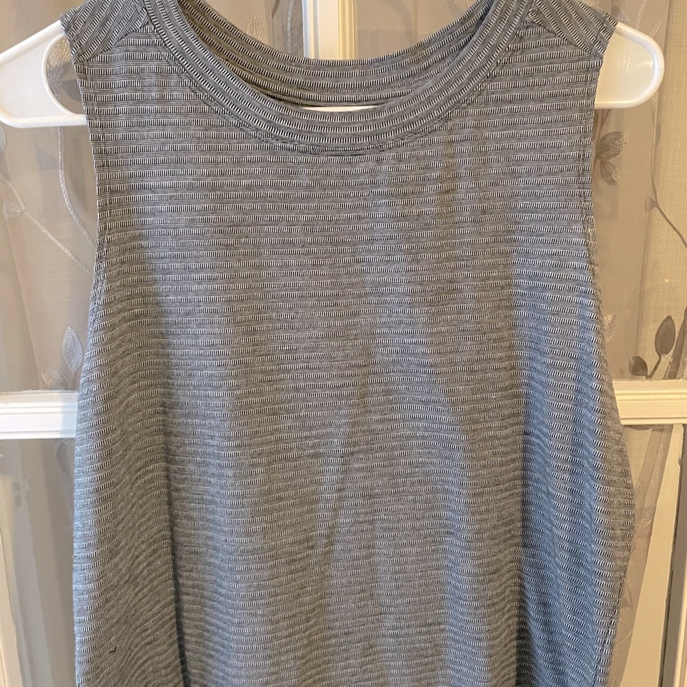Grey Tank - Picture 2 of 2